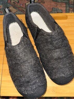 Keen Men's Charcoal Wool Slip-On Loafers